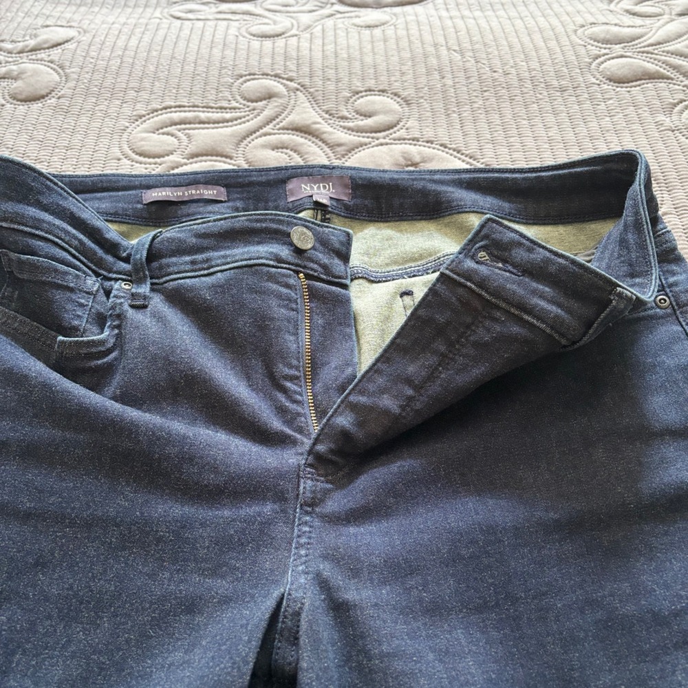NYDJ Marilyn Straight Jeans 16P Petite Dark Wash Lift Tuck Stretch EUC - Picture 13 of 13